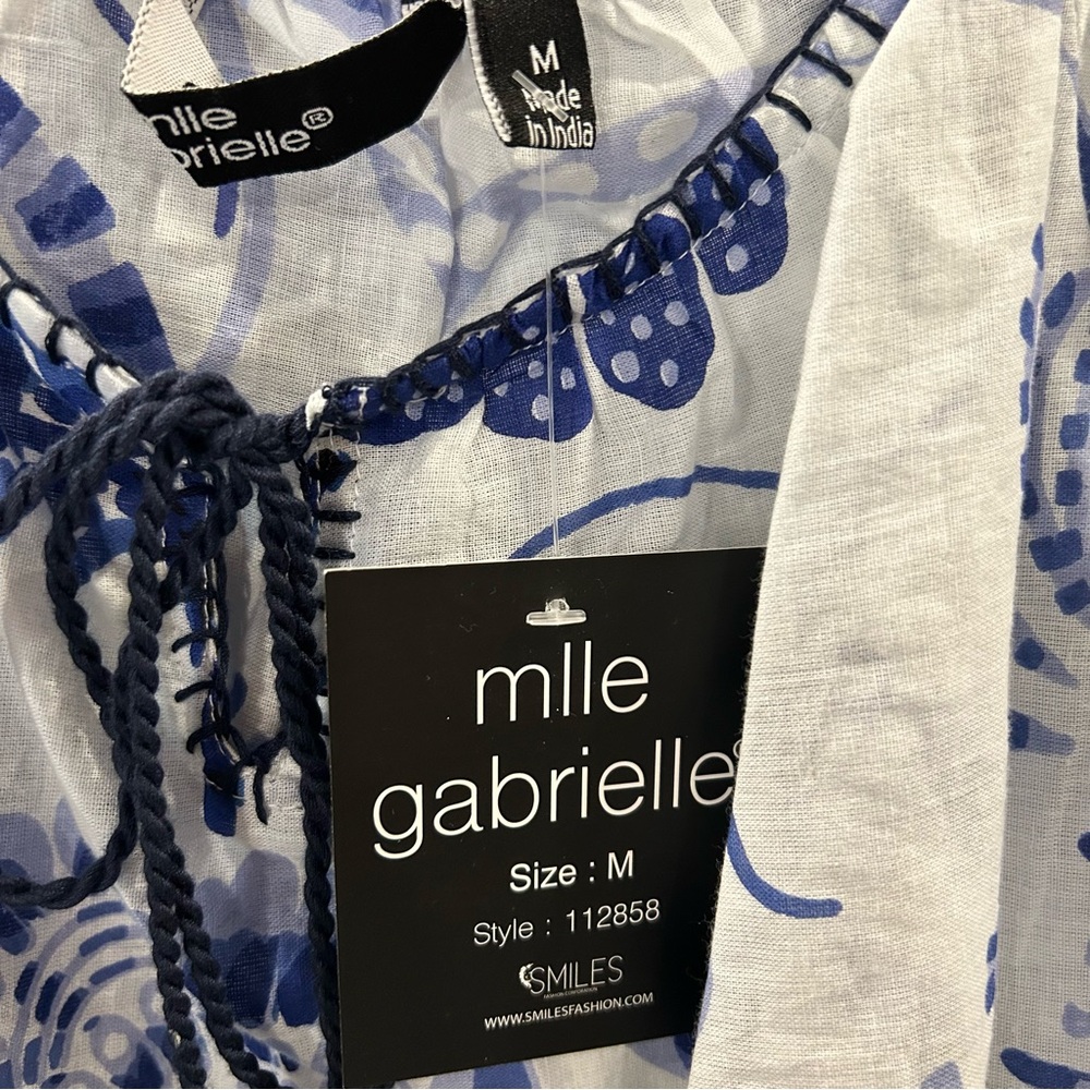 Mlle Gabrielle Blue and White Floral 2 piece - Picture 2 of 2